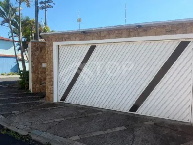 Casa com 3 Quartos à venda, 195m² no Jardim Acapulco, São Carlos