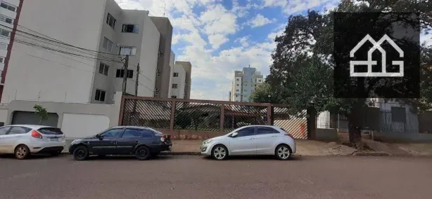 Lote/Terreno à venda, 600m² no Centro, Cascavel