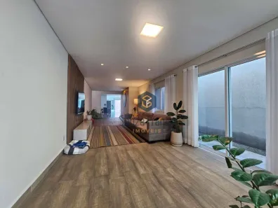 Sobrado com 4 Quartos à venda, 223m² no Vila Oliveira, Mogi das Cruzes