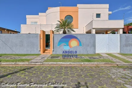 Sobrado com 4 Quartos à venda, 219m² no Bal Stella Maris, Peruíbe
