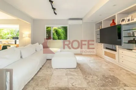 Apartamento com 3 Quartos à venda, 210m² no Vila Nova Conceição, São Paulo