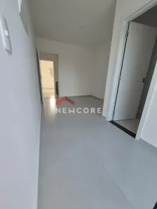 Sobrado com 2 Quartos à venda, 70m² no Iririú, Joinville