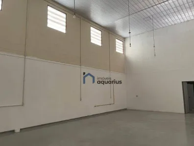 Galpão/Depósito/Armazém para alugar, 240m² no Jardim Diamante, São José dos Campos