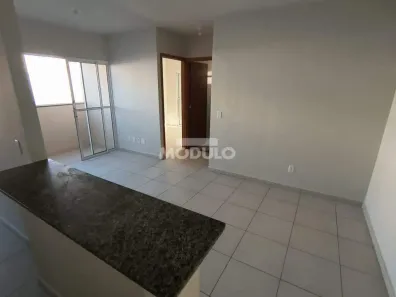 Apartamento com 2 Quartos para alugar, 60m² no Morumbi, Uberlândia