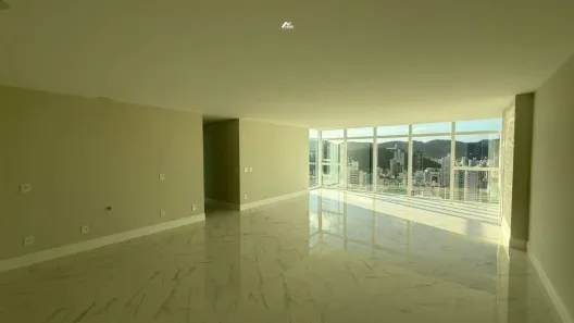 Apartamento com 3 Quartos à venda, 126m² no Centro, Balneário Camboriú