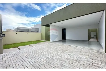 Casa com 3 Quartos à venda, 199m² no Centro, Tangará da Serra