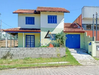Casa com 3 Quartos à venda, 180m² no Santa Lúcia, Caxias do Sul