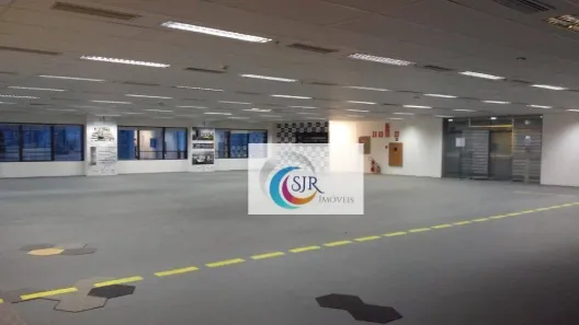 Sala Comercial para alugar, 808m² no Cidade Monções, São Paulo