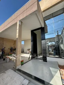 Casa com 3 Quartos à venda, 150m² no Planalto, Montes Claros