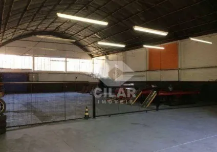 Galpão/Depósito/Armazém à venda, 535m² no Floresta, Porto Alegre
