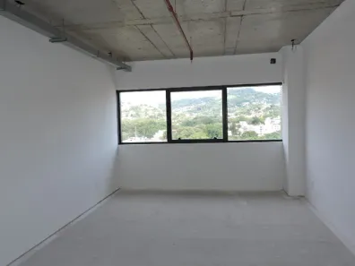 Sala Comercial para alugar, 33m² no Teresópolis, Porto Alegre