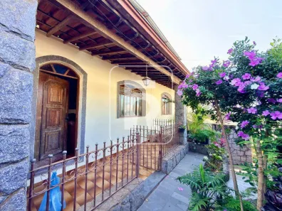 Casa com 4 Quartos à venda, 170m² no Santo Antônio, Conselheiro Lafaiete