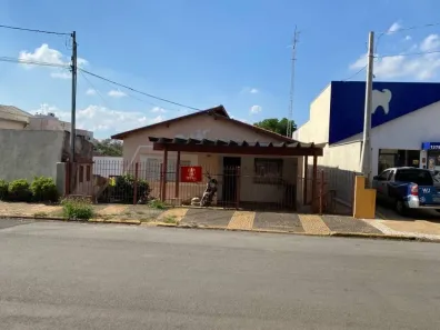 Casa com 3 Quartos à venda, 400m² no Centro, Americana