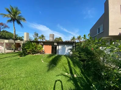 Casa com 2 Quartos à venda, 139m² no Enseada, Guarujá