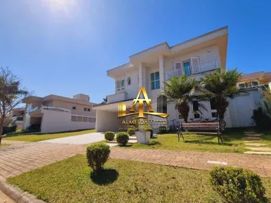 Casa de Condomínio com 4 Quartos para alugar, 380m² no Alphaville, Santana de Parnaíba