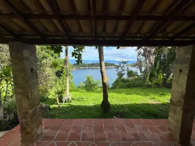 Fazenda/Sítio com 3 Quartos à venda, 210m² no Parati Mirim, Paraty