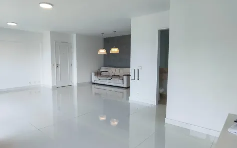 Apartamento com 3 Quartos para alugar, 135m² no Vila Ipojuca, São Paulo