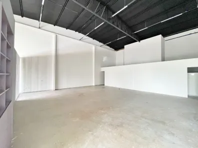 Imóvel Comercial com 1 Quarto para alugar, 164m² no Gleba Simon Frazer, Londrina