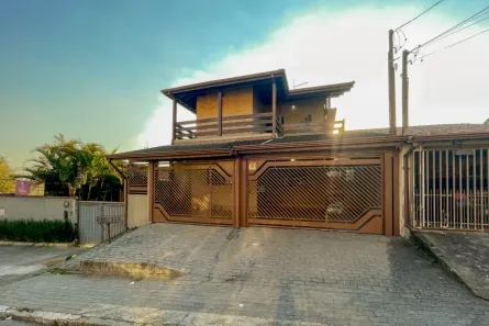  com 4 Quartos à venda, 257m² no Centro, Ribeirão Pires