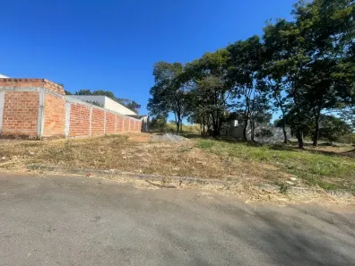 Lote/Terreno à venda, 369m² no Jardim Cristalino, Aparecida de Goiânia