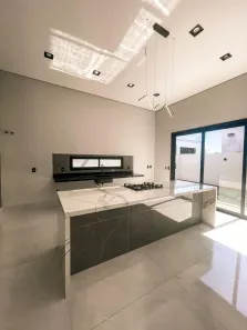 Casa com 3 Quartos à venda, 218m² no Bela Marina, Cuiabá