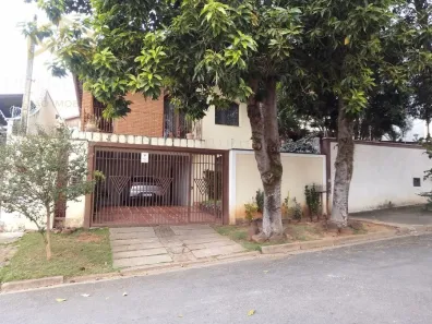 Casa com 3 Quartos à venda, 260m² no Jardim Madalena, Campinas