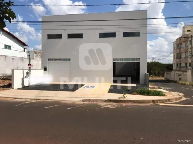 Casa com 1 Quarto para alugar, 208m² no Granada, Uberlândia