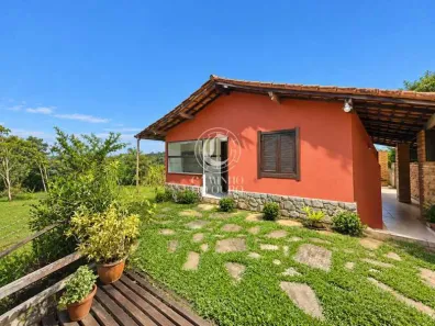 Casa de Condomínio com 3 Quartos para alugar, 100m² no Itaipava, Petrópolis