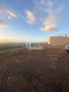 Lote/Terreno à venda, 645m² no Feitoria, São Leopoldo