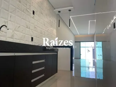Casa com 2 Quartos à venda, 87m² no Jardim Holanda, Uberlândia