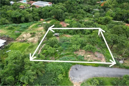Lote/Terreno à venda, 1620m² no Jardim Santa Edwirges, Pedreira