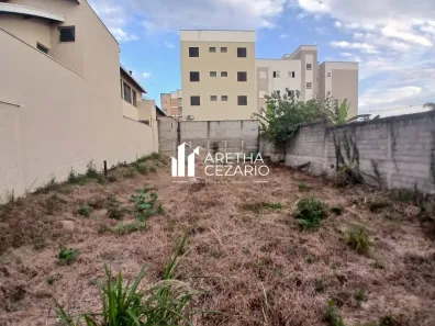 Lote/Terreno à venda, 300m² no Residencial Portal da Mantiqueira, Taubaté