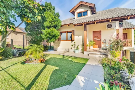 Casa com 3 Quartos à venda, 245m² no Passos dos Ferreiros, Gravataí