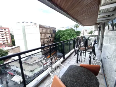 Apartamento com 3 Quartos para alugar, 156m² no Botafogo, Rio de Janeiro