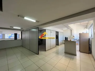 Ponto Comercial para alugar, 716m² no Bom Pastor, Divinópolis