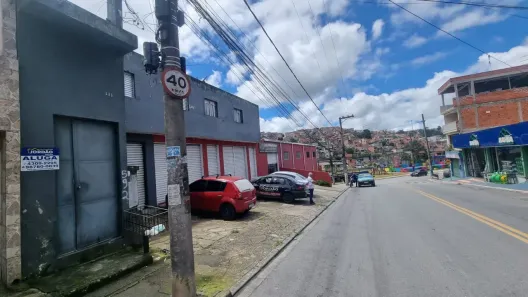 Apartamento com 2 Quartos para alugar, 70m² no Jardim Maria Eneida, Mauá