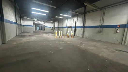 Galpão/Depósito/Armazém para alugar, 650m² no Chácaras Reunidas, São José dos Campos