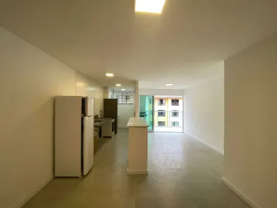 Apartamento com 2 Quartos para alugar, 68m² no Retiro, Petrópolis