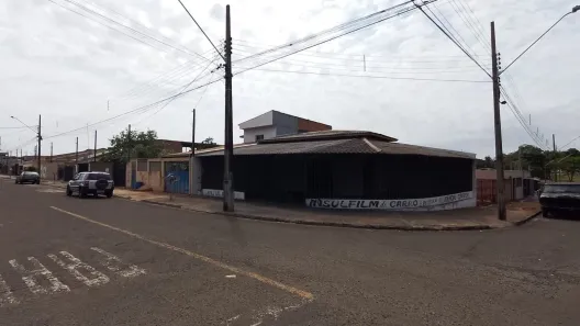 Lote/Terreno à venda, 366m² no Jardim Belém, Londrina