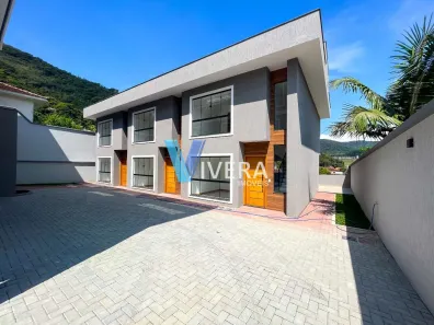 Casa com 3 Quartos à venda, 105m² no Caxangá, Teresópolis