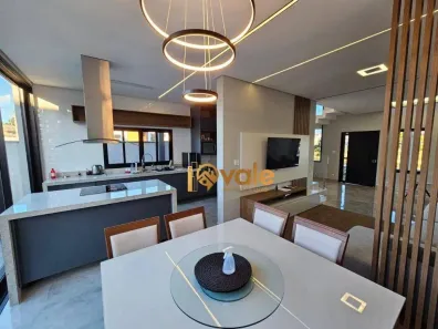 Casa de Condomínio com 3 Quartos à venda, 220m² no Jardim Jacinto, Jacareí