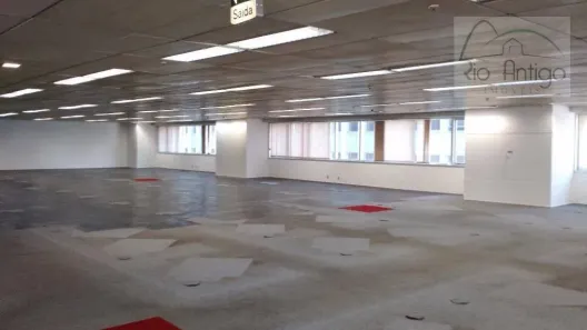Sala Comercial para alugar, 677m² no Centro, Rio de Janeiro