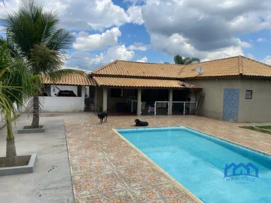 Fazenda/Sítio com 3 Quartos à venda, 1000m² no , Mairinque