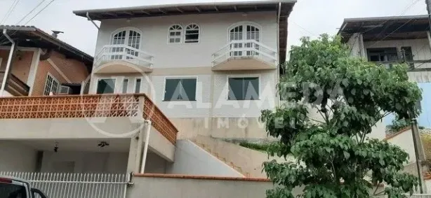 Casa com 3 Quartos à venda, 200m² no Água Verde, Blumenau