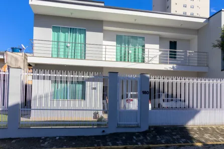 Casa com 3 Quartos à venda, 240m² no São Francisco de Assis, Camboriú