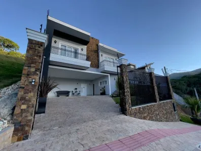 Casa com 5 Quartos à venda, 250m² no Pedra Branca, Palhoça