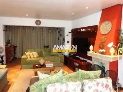 Sobrado com 4 Quartos à venda, 300m² no Parque Residencial Bom Conselho, Taubaté