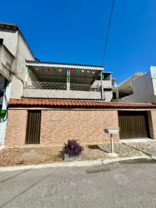 Casa com 3 Quartos à venda, 98m² no Vila Emil, Mesquita