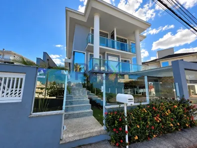 Casa com 4 Quartos à venda, 315m² no Pedra Branca, Palhoça