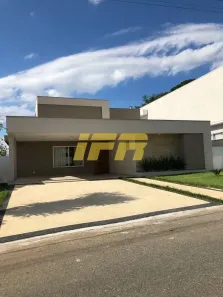 Casa com 3 Quartos à venda, 220m² no Loteamento Residencial Reserva dos Lagos, Pindamonhangaba
